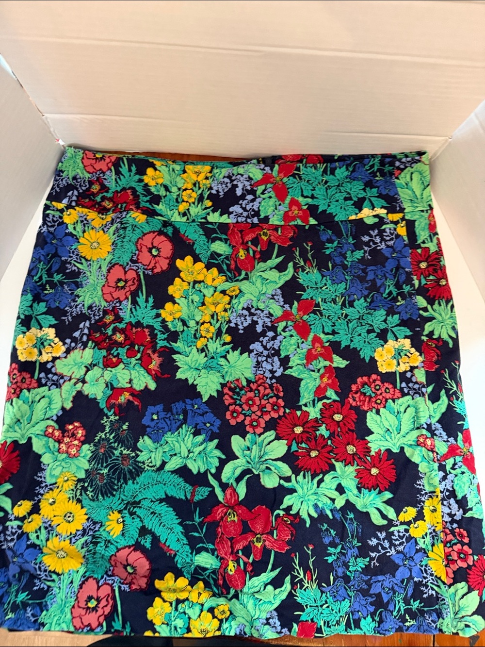 Talbots 16W Floral Skirt with Red, Yellow, Green Accents